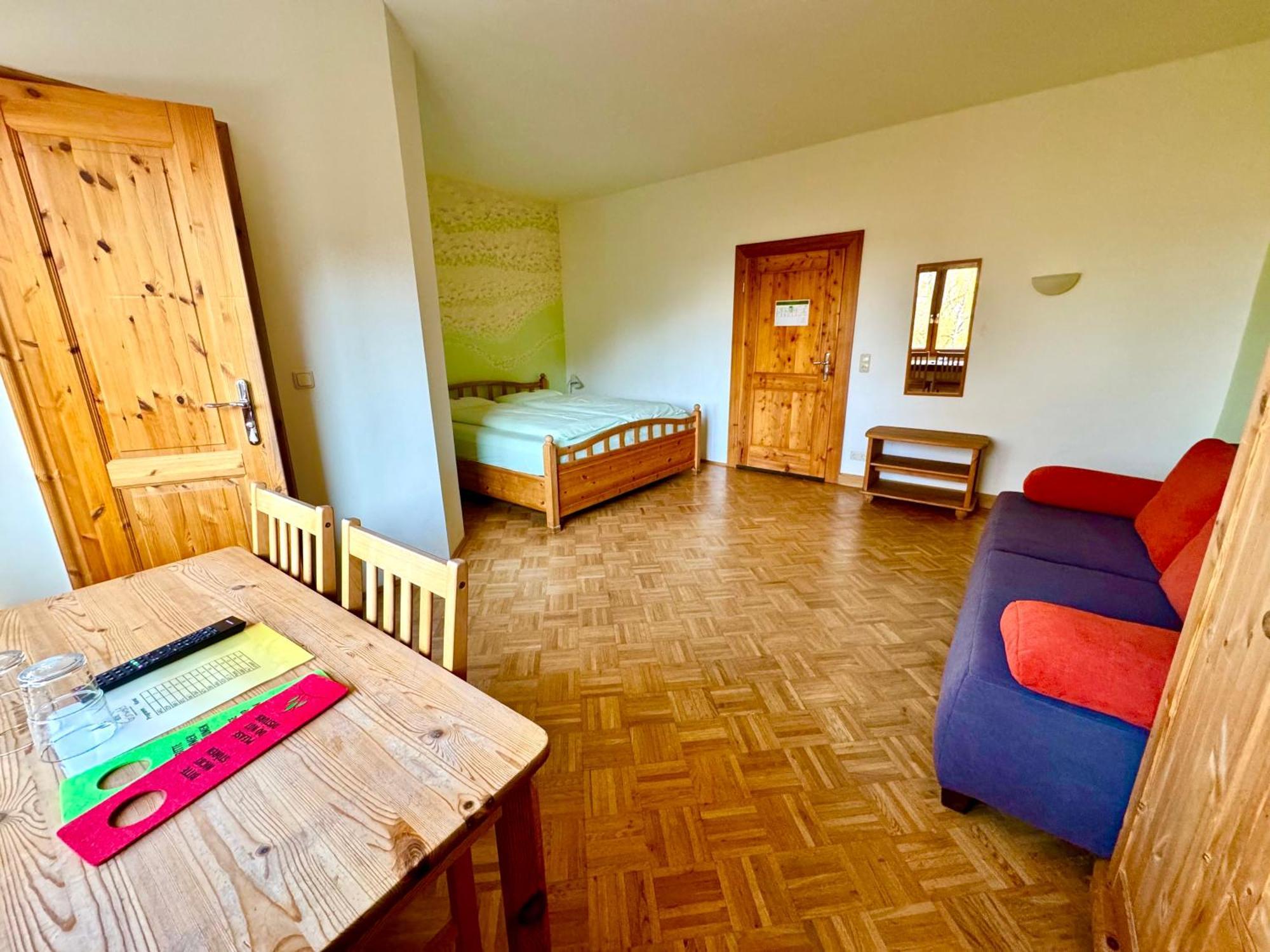 Hotel Gruenwald อันส์บาห์ ภายนอก รูปภาพ
